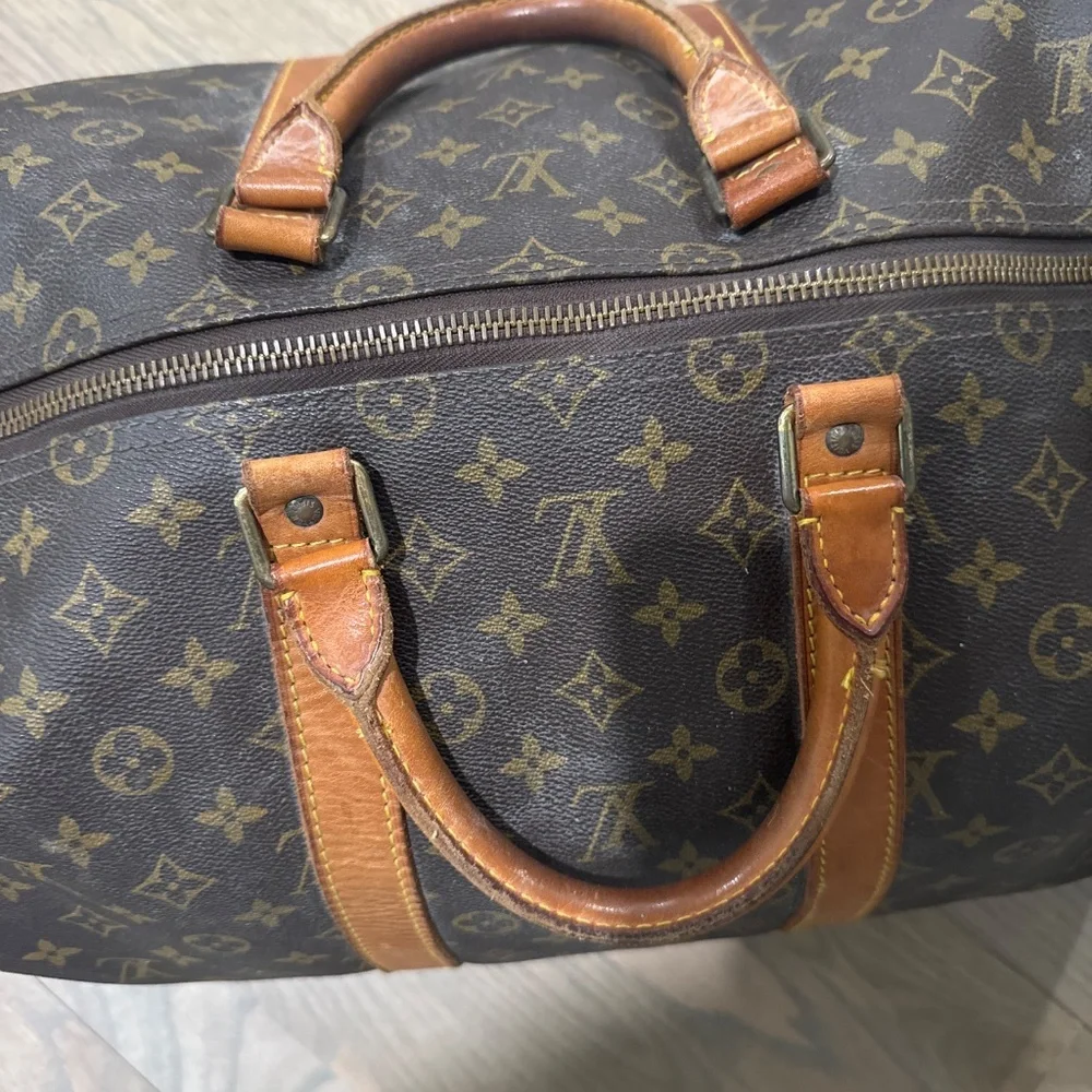 Authentic Vintage Louis Vuitton Keepall 55  Bag - Picture 4 of 11